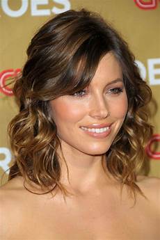 Hairstyles With Curly Hair by 21 Gorgeous Hairstyles For Curly Hair Feed Inspiration Hairstyles With Curly Hair