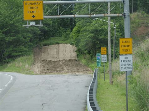 What Does Road Grade Mean? 7 Things to Watch for When Driving Steep Roads