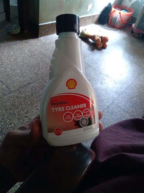 Shell Tyre Cleaner (250 Ml) | Non-Greasy Formula | for All Tyres of ...