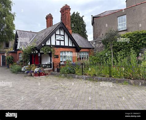 The Lodge, built in 1811, is a historic building located at Blessington ...
