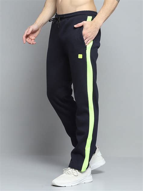 Buy Men Navy Blue Solid Hooded Full Sleeve Winter Tracksuit Online in ...