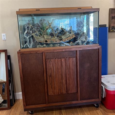 85 Gallon Fish Aquarium and Cabinet for Sale in Buena Park, CA - OfferUp