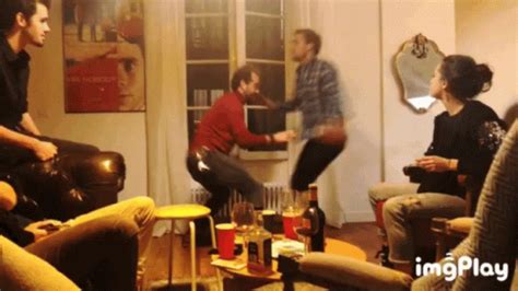 Dancing Fails 的图像结果