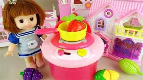 宝宝多莉和玩具朋友们 宝宝多莉和草莓模样的厨房玩具_高清1080P在线观看平台_腾讯视频