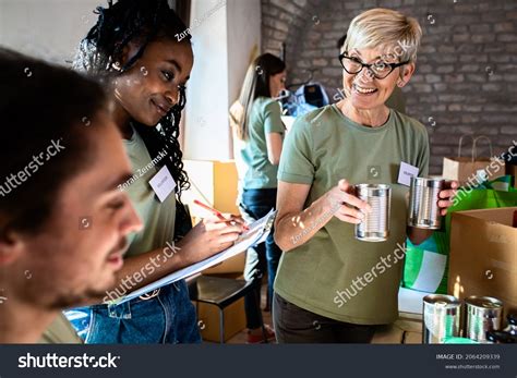 Charity Work 的图像结果