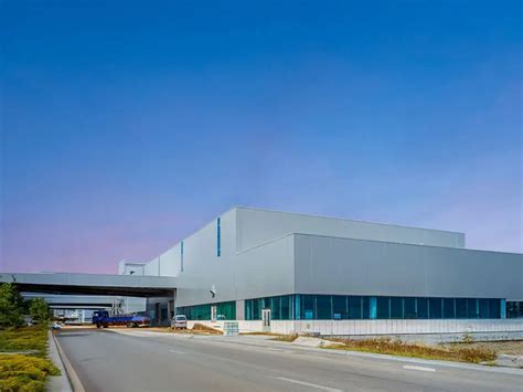 Realtors — Website Template by Colorlib