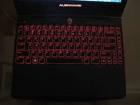 Alienware M11x R3 的图像结果