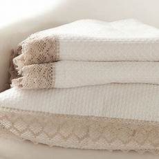 copriletto zara home colchas zara home brasil ricamo punto croce e ricamo copriletto zara home colchas zara home brasil ricamo punto croce e ricamo