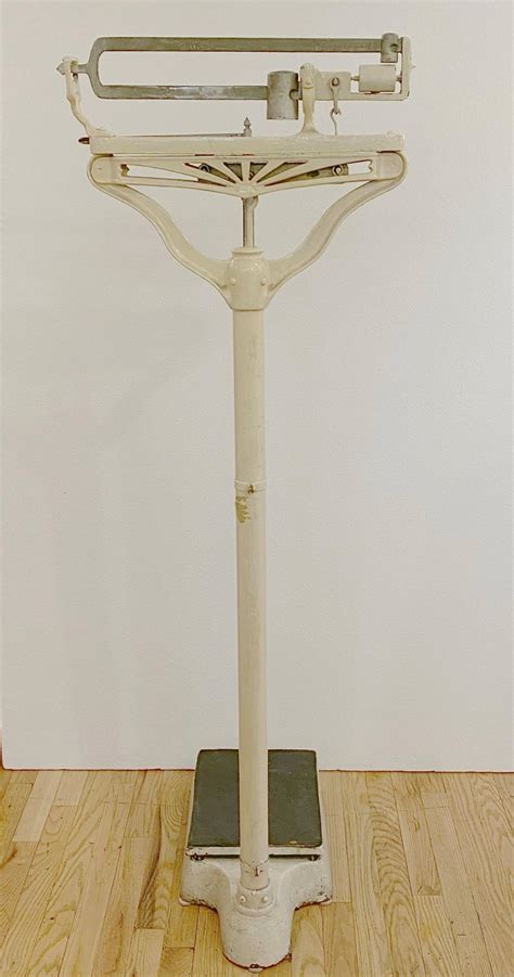 1910s Doctors' Medical Scale Mechanical Stand Up with Weights For Sale at 1stDibs | antique ...
