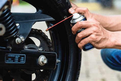 Best Tips To Clean Motorcycle Chain: A Handy Guide – Bikester Global