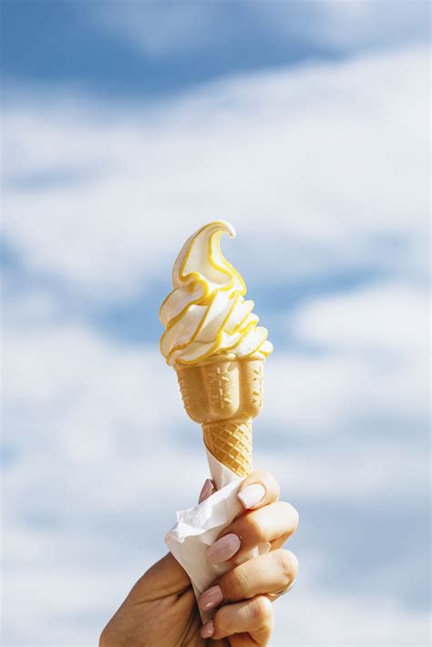 Soft ice cream or twist ice cream – which to serve in a café? | Think Tasty