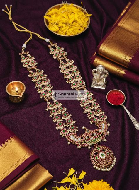 Big Lakshmi Mahari Magudam Haram | Temple Jewellery Long – shanthitailors