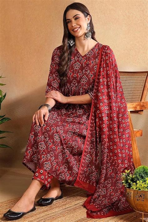 Buy Red Rayon Blend Floral Printed A-Line Trouser Bottom Suit Set | Vaamsi
