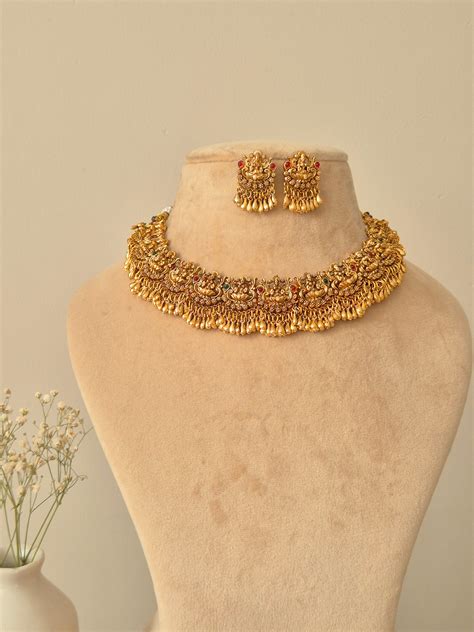 Yogita Necklace Set | Traditional Festive Jewellery | Naitri