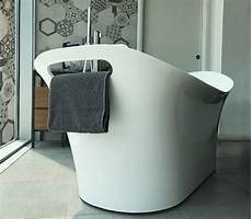 vasca da bagno costo vasca design centro stanza carezza 160x70 h 75 60 cm vasca da bagno costo vasca design centro stanza carezza 160x70 h 75 60 cm