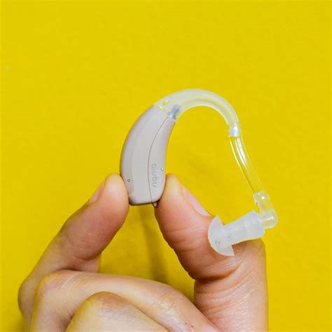 Signia Behind The Ear Hearing Aid- Fun P - White : Amazon.in: Health ...