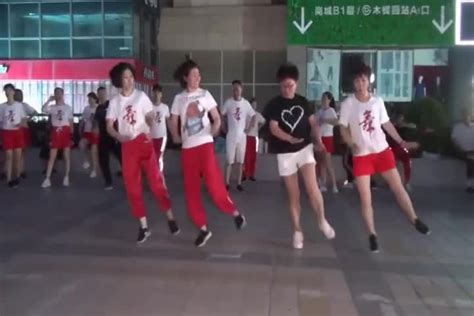 鬼步舞教学基础舞步,广场舞鬼步舞80步教学-舞蹈视频-搜狐视频
