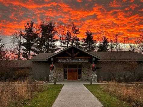 Nature Center 的图像结果