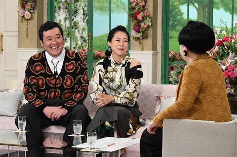 https://ogre.natalie.mu/media/news/owarai/2018/1211/1212_te_003.jpg?imdensity=1&imwidth=750