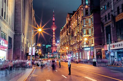 上海南京路商业步行街夜景高清图片下载-正版图片500617515-摄图网