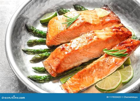 Tasty Freshly Cooked Salmon in Frying Pan Stock Photo - Image of ...