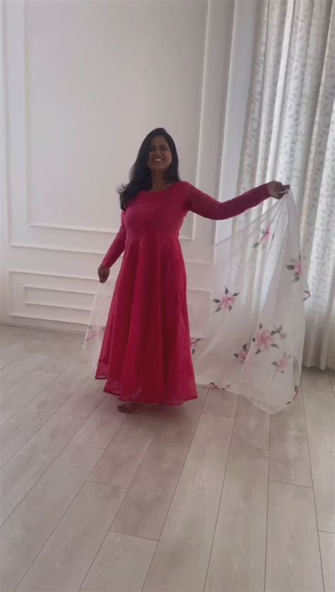 Putchi: Stylish & Comfortable Maternity Wear for Moms-to-Be