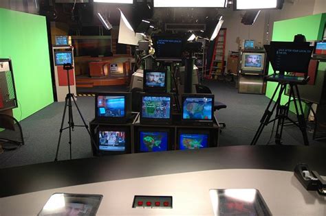 Storm Stories Weather Channel 2004 的图像结果