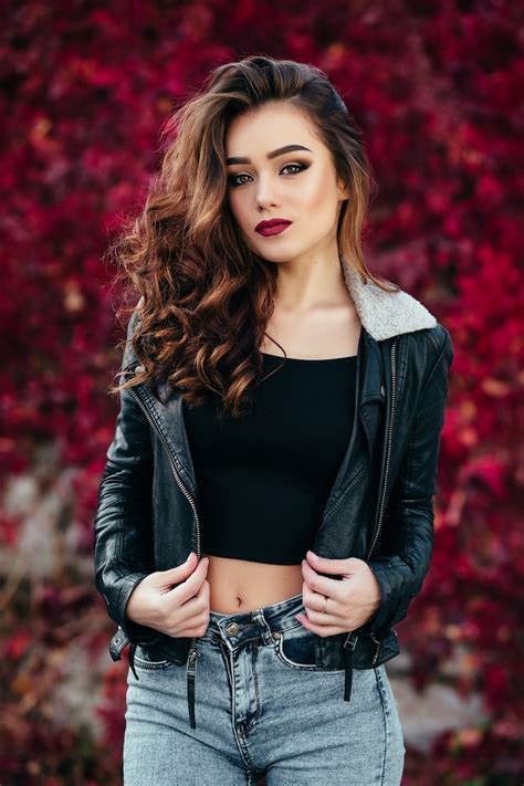 Фотографии на тему «Девушки» — скачивайте бесплатные изображения ...