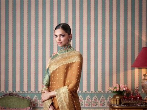 Web Stories Archives - Vogue India