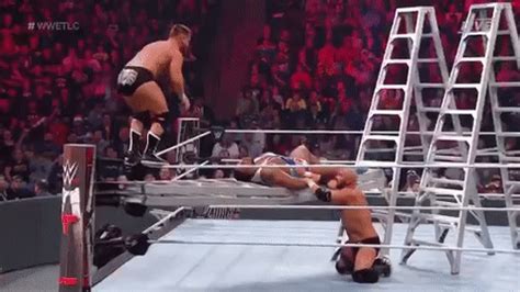 WWE Tables, Ladders and Chairs 2019 PPV Match Results and Live Blog