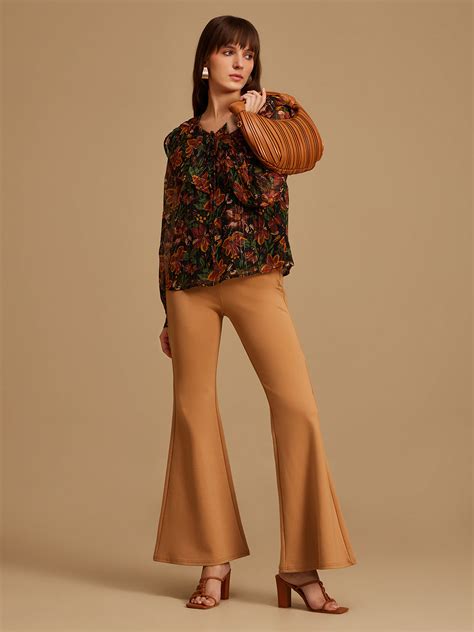 Buy Floral Printed Top With Ruffle 124506blackc – KAZO