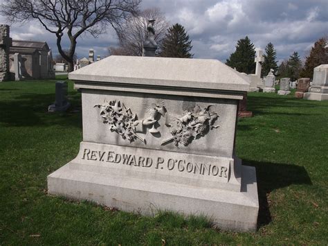 Mount Carmel Cemetery, Hillside | Been There, Seen That