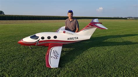 Epic Victory business sport-jet von Tomahawk | Tomahawk Aviation