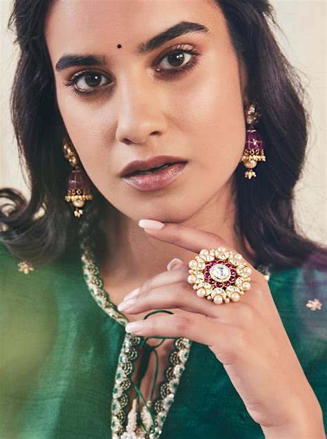 Suryamukhi Ring – Kaari