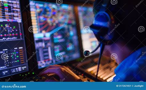 Busy Computer Screen 的图像结果