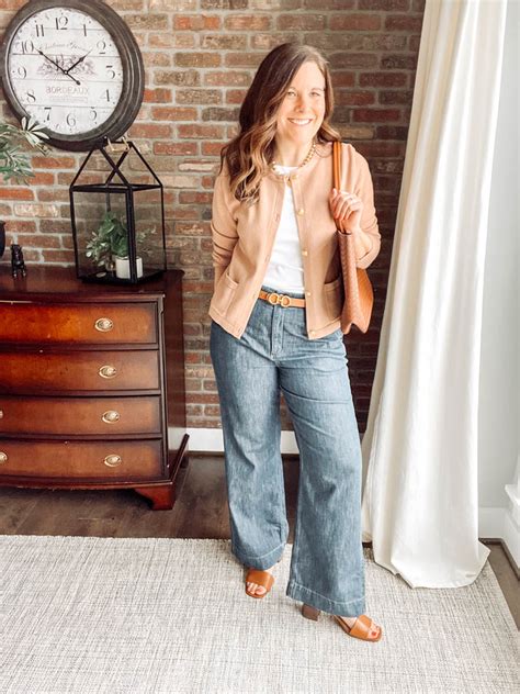 Business Casual Outfits with Jeans for Women 的图像结果