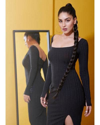 Yukti Thareja sizzling photos goes viral on social media see pics ...