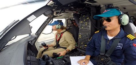 Sikorsky female test pilot shares experience.