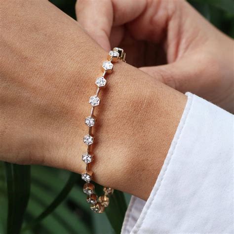 Aquarixia Lab Diamond Bracelet - Elegant & Radiant | Fiona Diamonds