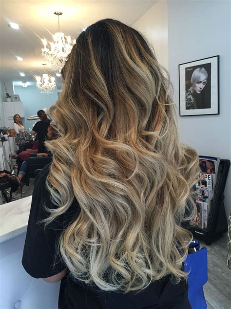 Blonde balayage dark roots Balayage Caramel Blonde, Dark Roots Blonde ...