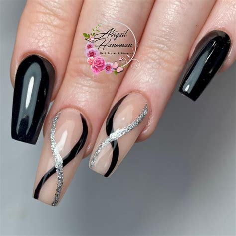35 Crisp Black And Silver Nail Designs For Glam