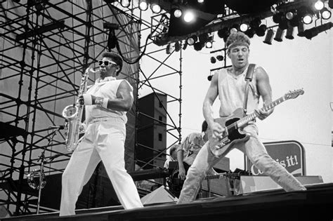 Bruce Springsteen Ramod 的图像结果