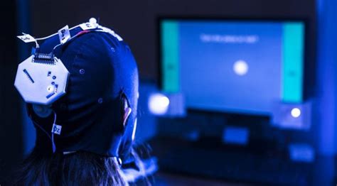 Top 7 Best Technologies To Make Life Easier For The Impaired - MobyGeek.com