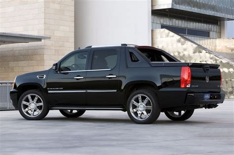 2007 Cadillac Escalade EXT Specs, Prices, VINs & Recalls - AutoDetective