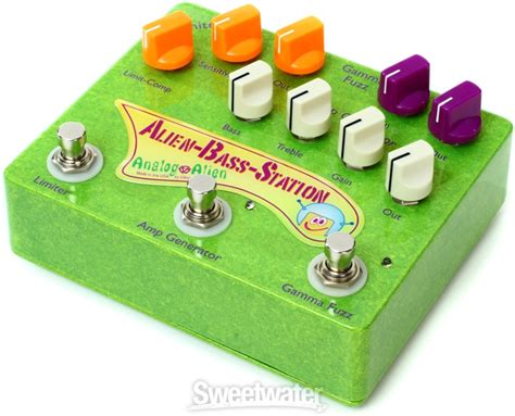 Alien Bass Station 的图像结果