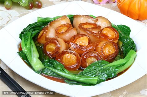 正宗上海本帮红烧肉——和十二道锋味开启美食之旅！