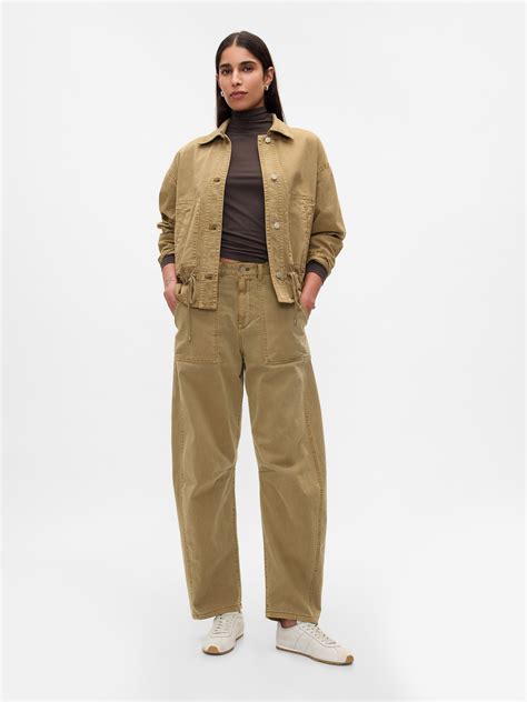 Mid Rise Twill Barrel Pants | Gap
