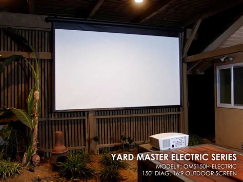 Retractable Outdoor Movie Screen