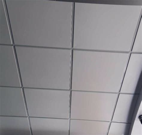 吊顶铝蜂窝板安装三种方法,吊顶铝蜂窝板安装简易