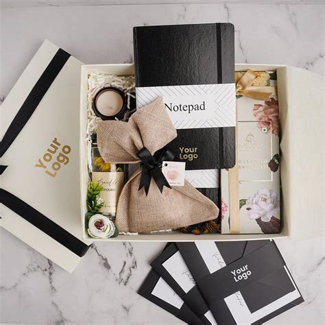 Buy Marvelous Corporate Hamper in Bulk Online – BoxUp Luxury Gifting